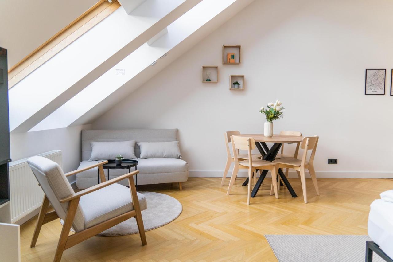 Myflat - Bright Apartment Near Central Station Wenen Buitenkant foto