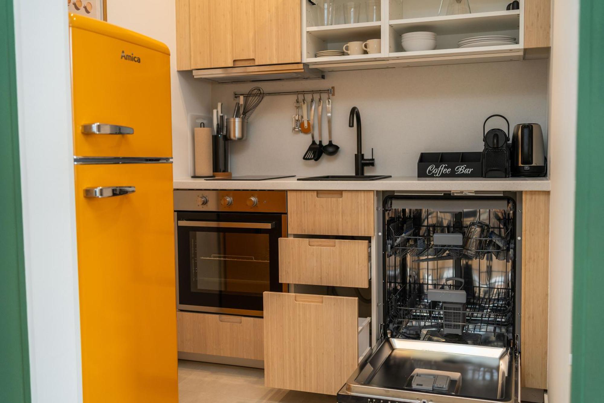 Myflat - Bright Apartment Near Central Station Wenen Buitenkant foto